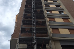 Ascensore-da-Cantiere-ELECTROELSA-EH-PM-900-per-lavori-terrazzo-condominiale-Salerno-Lug-2016-(3)